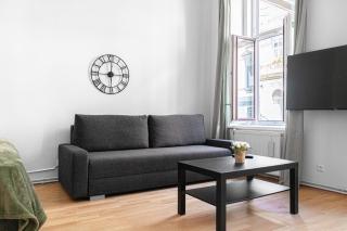 Modern 2BR Apt. Perfect for Long and Short Stays - Vienne - 6