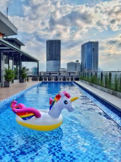 Surabaya River View Hotel - Surabaya - 0