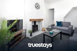 Chorlton House by Truestays - NEW 2 Bedroom House in Stoke-on-Trent - Hanley - 0
