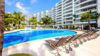 Modern- Renovated- Breathtaking 6th Floor- 3 Bedrooms Villa Magna - Nuevo Vallarta - 1