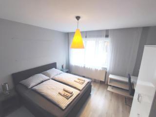 Alisa Apartments - Kostomlaty - 0
