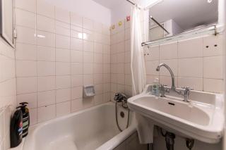 LIVANOS Charming Studio Steps from Metro - Atene - 3