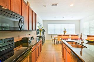 Home with Private Pool and Spa 8 Mi to Disney - Kissimmee - 3