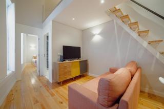Downtown Amazing Duplex by Vacationy - 6