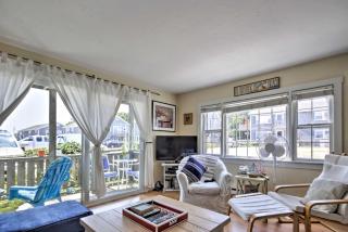 Pool and Beach Access Coastal Condo in Provincetown - Provincetown - 8