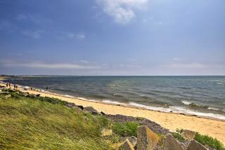 Pool and Beach Access Coastal Condo in Provincetown - Provincetown - 7