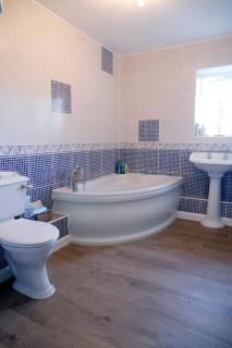 Luxury, Modern Barn Conversion - 4