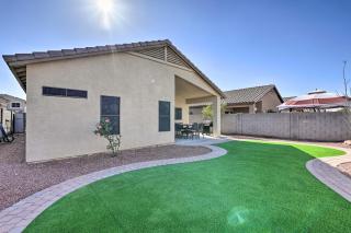 Private Yard Sunlit Peoria Vacation Rental! - Peoria - 0