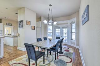 8 Mi to White Rock Lake Spacious Krum Home - 4