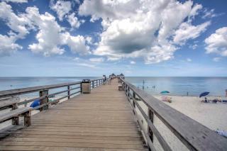 Updated Dtwn Naples Condo Across From Beach! - 8