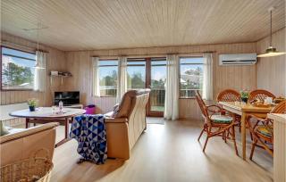 Nice Home In Hadsund With Kitchen - Hadsund - 9