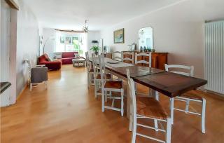 3 Bedroom Gorgeous Home In Germont - - 8