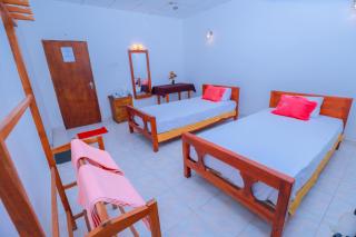 Hotel Grand View - Tissamaharama - 4