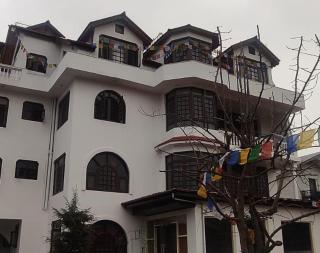 Hotel Silver Inn Srinagar - 8
