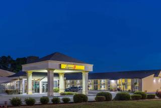 Super 8 by Wyndham McDonough GA - 8