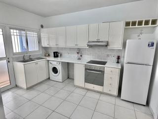 Two Bedroom City Seaside Apartment - 7