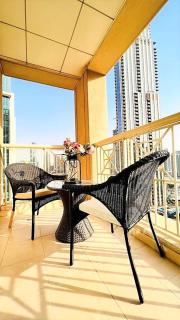 Lovely 1 Bedroom Luxury Apartment next to Burj Khalifa!! 24hr Concierge, Gym, Pool & Netflix - 29 Burj Boulevard in the heart of Downtown - Dubaï - 4