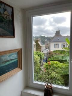 Appartement de 1634 avec balcon au sud sur jardin en plein cœur historique - Tréguier - 0