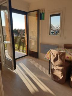 T2 vue mer avec parking privé - Saint Pierre La Mer - 3