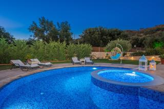Romanza Luxury Villa - Kalamaki - 6