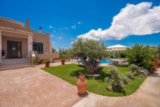 Romanza Luxury Villa - Kalamaki - 2