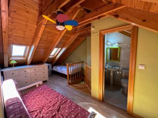 Acogedor ÁTICO DÚPLEX en el centro en Biescas/4pax - Biescas - 4