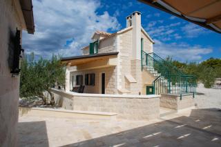 OPG Villa Meri - Pučišća - 5