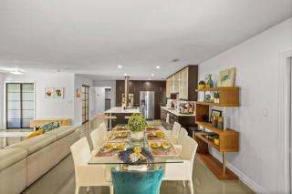 UF SUNSHINE HOUSE - Patio & BBQ - Chef Kitchen - EV Car Station - Upscale Neighborhood! - Gainesville - 6