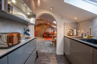 Mandarin Premier Apartments A 2 Bed Apt 2nd Floor - 7