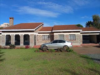 The Tipping Hat, Eldoville - Eldoret - 2