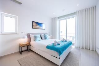 Adega Marina Apartments - Pool View - Lagos - 8