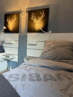 Architect-Apartments 53qm - 2 Schlafzimmer mit integrierter Küche und Bad, nur 2min von A8 - ruhig und modern - 4
