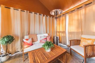 Tiny Haven Spacious Feel, BBQ & Peak Views - 5