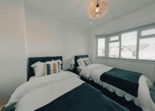 Homely & Peaceful Living Space - 5