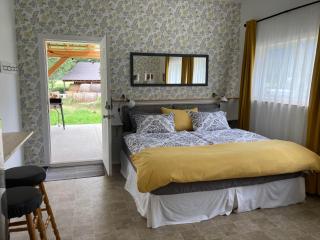 Battle Creek Ranch, Wells Gray Park - 7