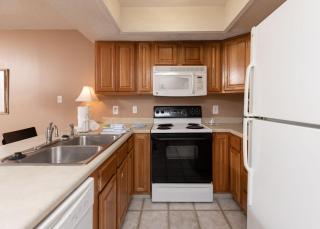 Romar Village 622 condo - 5