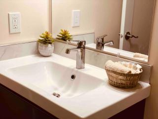 unit #301 Mountain view 1BR in Canmore Down town - Canmore - 6