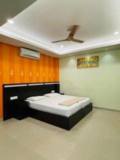 OMAR RESIDENCY - Cochin - 0