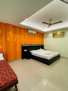 OMAR RESIDENCY - Cochin - 2