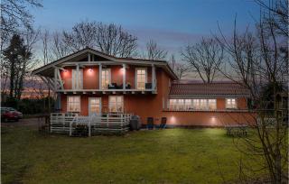 Amazing Home In Græsted With Jacuzzi - 9
