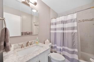 Pocono Pines, Lake Naomi 4 bedrooms, 2 full bath - 7