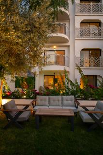 Icon Beach Suites Hotel Sovalye Island - 6