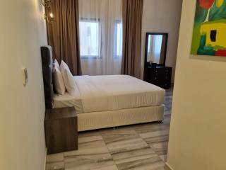 Grand Stay Holiday Homes Al Jaddaf - Dubai - 1