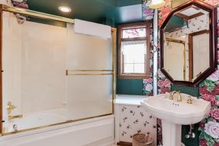 Yelton Manor Bed and Breakfast - 3