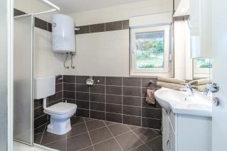 Apartments Tomy - Sutivan (San Giovanni di Brazza) - 9