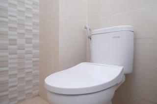RedDoorz Plus near UMS Solo 2 - Solo - 7