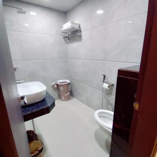 Hotel Luxuria - 7