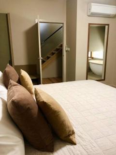Hepburn Hideaway Villa ~ Hepburn / Daylesford - Hepburn Springs - 4
