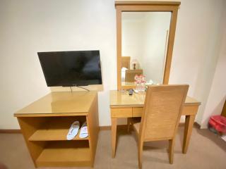 Lilianto Hotel Polewali Mitra RedDoorz - - 2