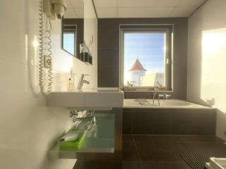 Zeezicht, Kanaalweg 1-408 - 1